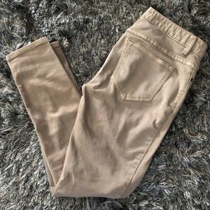 FreePeople tan skinny pants w/ distress hole knees